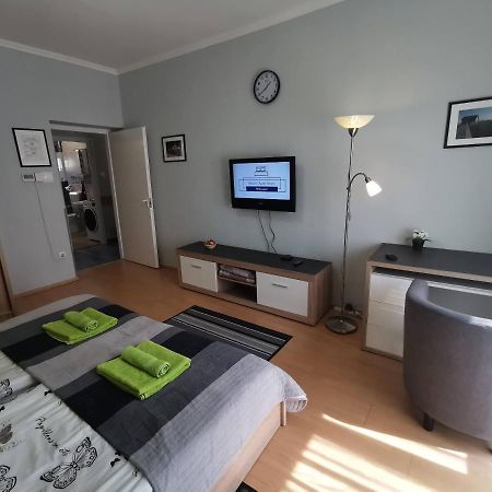 Smart Szallas Apartman Miskolc Extérieur photo
